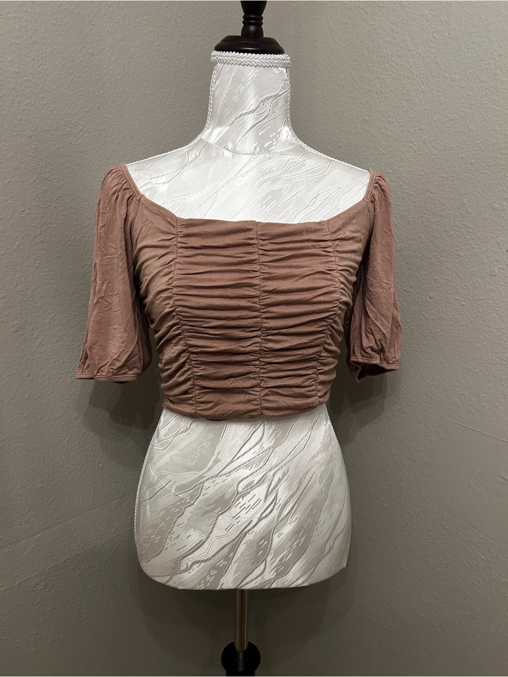 Ruched Square-Neck Crop Top - Mauve